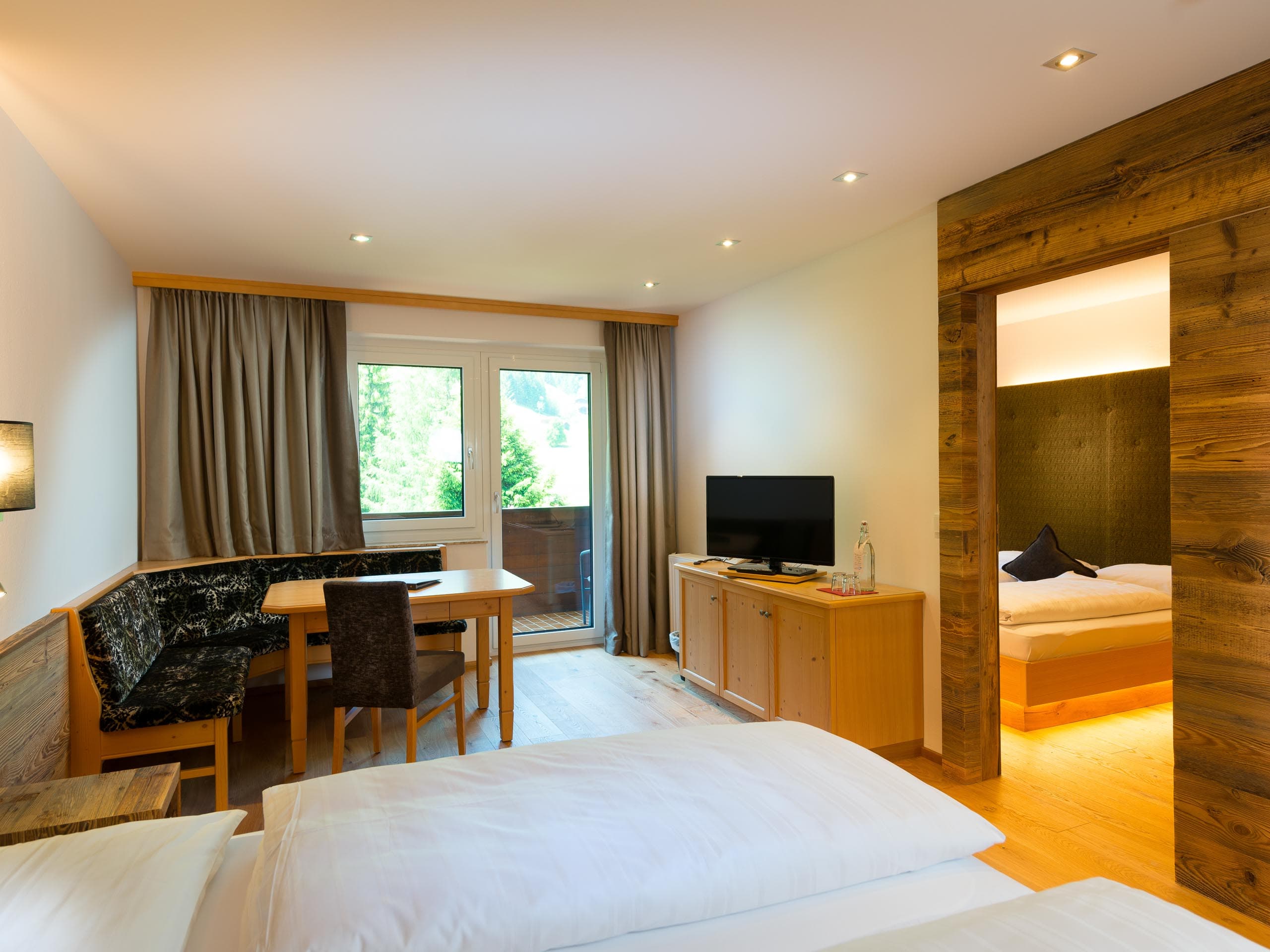 Urwald Familien-Studios - Bild 1