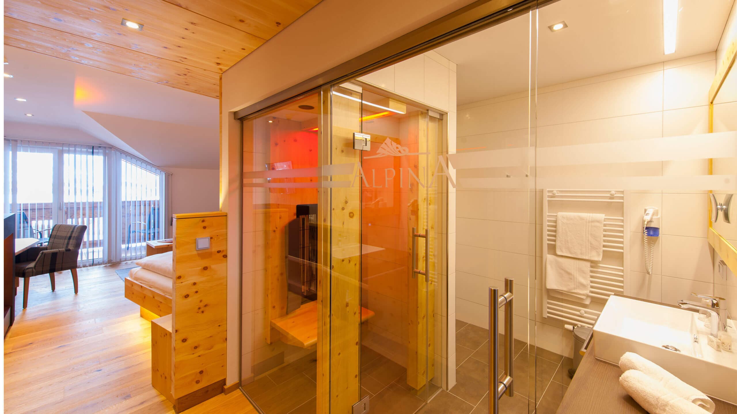 Exklusive Wellness Zirben Suite - Bild 3